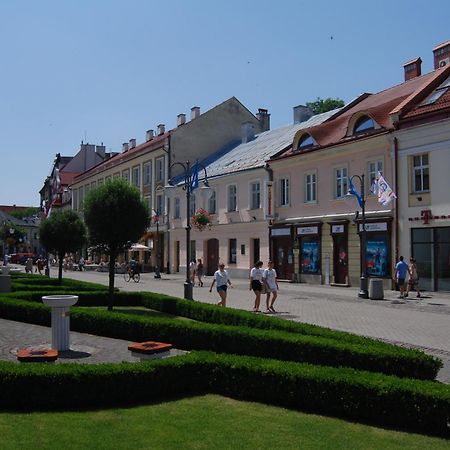 Hostel Promenada Rzeszów Buitenkant foto