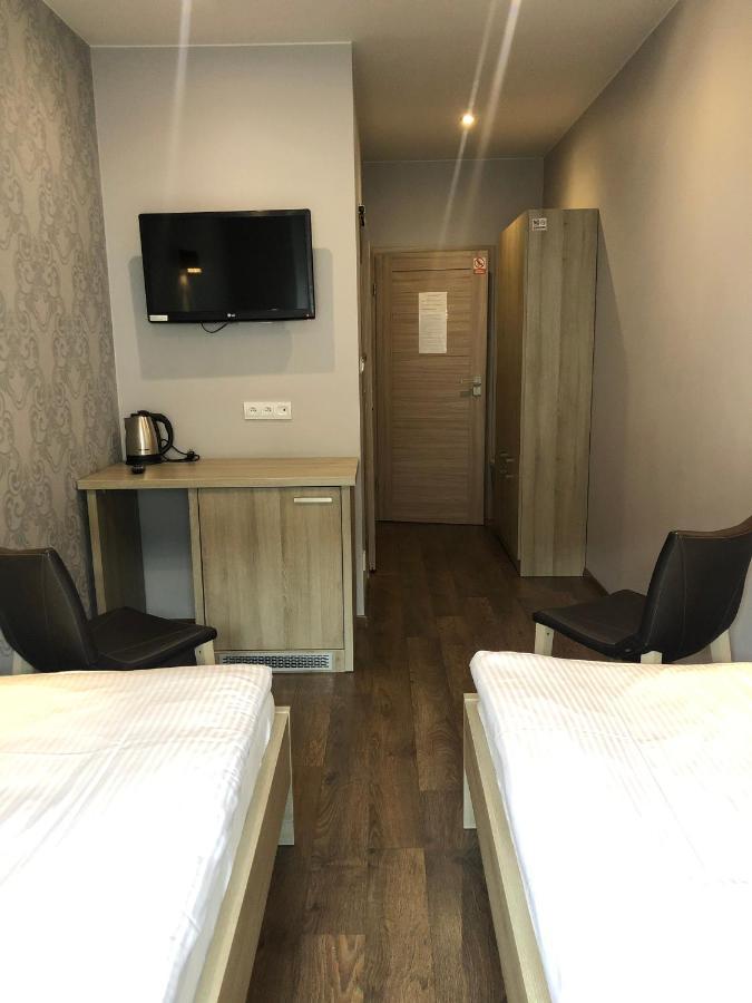 Hostel Promenada Rzeszów Buitenkant foto