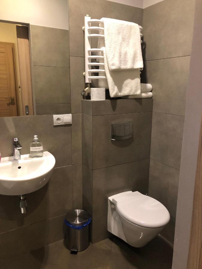Hostel Promenada Rzeszów Buitenkant foto