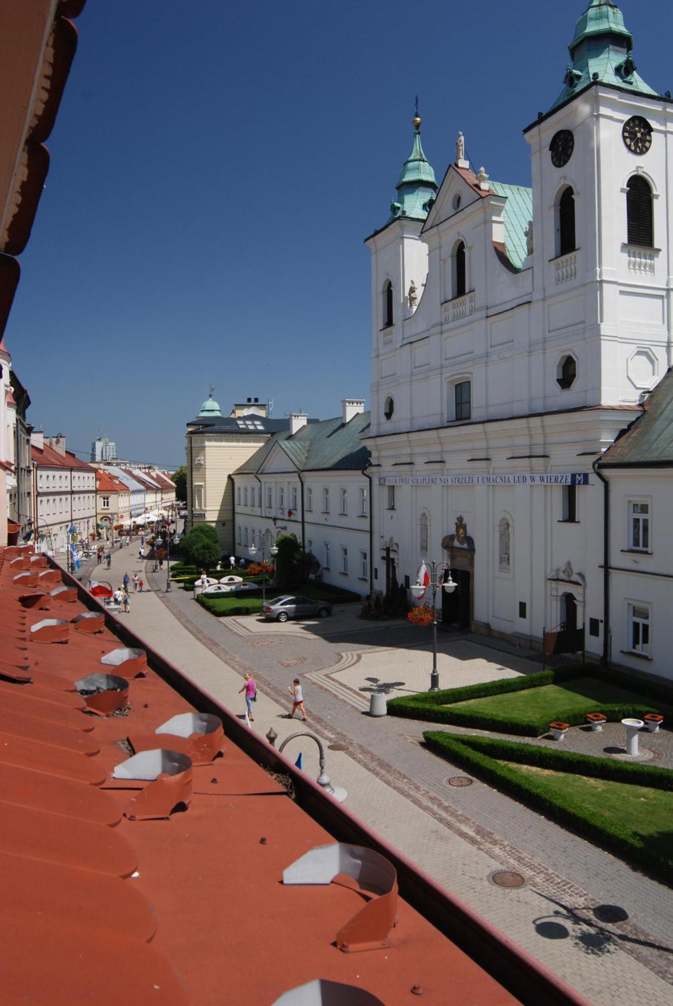 Hostel Promenada Rzeszów Buitenkant foto